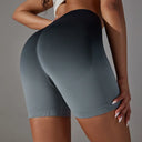 High Waist Gym Shorts Seamless Women Scrunch Butt Workout Shorts Breathable Cycling Yoga Shorts Fitness Push Up Gradient Shorts